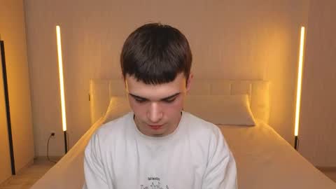 Alex online show from May 15, 2:24 pm