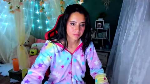 Simon Simpson          Modelo Independiente online show from January 4, 9:00 am