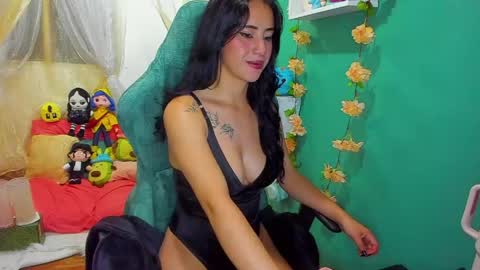 Simon Simpson          Modelo Independiente online show from May 14, 3:35 am