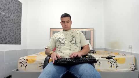 SIMON KELER online show from March 15, 12:49 am