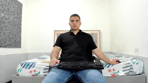 SIMON KELER online show from May 8, 2:00 pm