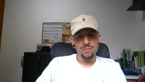 simonm777 online show from August 5, 11:57 am
