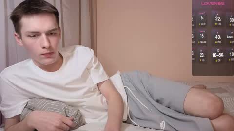 Simon online show from January 8, 1:24 pm