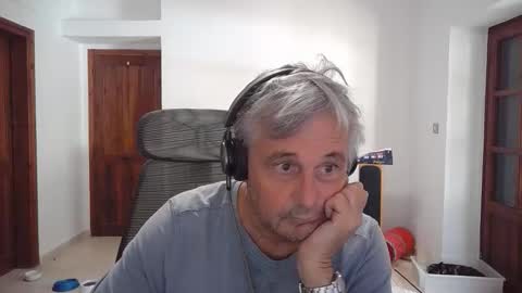 Simon online show from November 8, 9:31 am