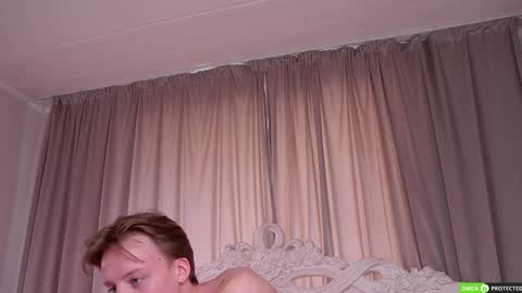 Simon online show from April 3, 8:23 am