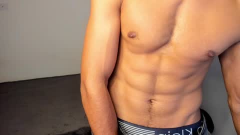 Snapshot of simple_guyy chatting on April 11, 6:29 am Andrey online show from April 11, 6:29 am