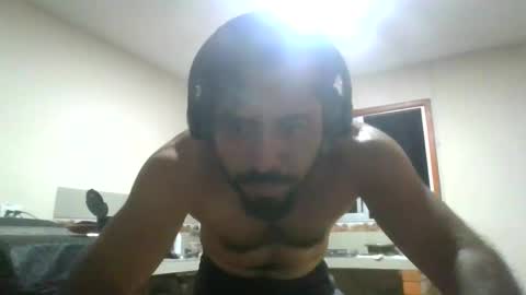 Snapshot of simpleman_21 chatting on January 23, 2:23 am simpleman online show from January 23, 2:23 am