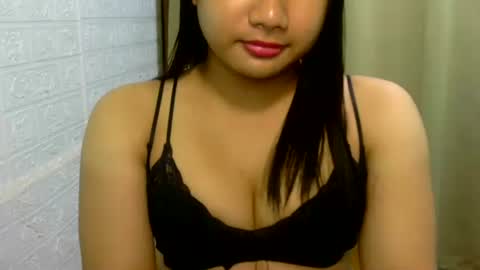 Snapshot of simply_francine chatting on October 11, 1:42 pm simply francine online show from October 11, 1:42 pm