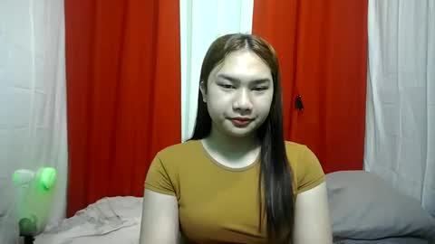Snapshot of simply_francine chatting on March 12, 12:06 am simply francine online show from March 12, 12:06 am