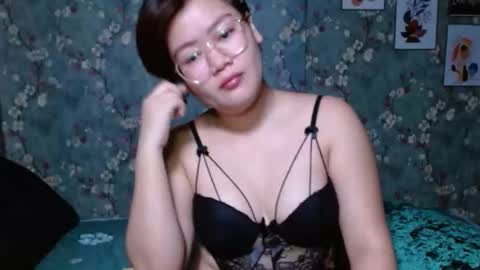 Snapshot of simply_niki chatting on September 19, 5:24 pm zia online show from September 19, 5:24 pm