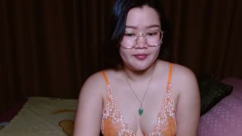 zia online show from April 1, 10:05 am