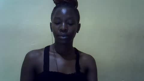 simplyloy33 online show from July 25, 12:42 am