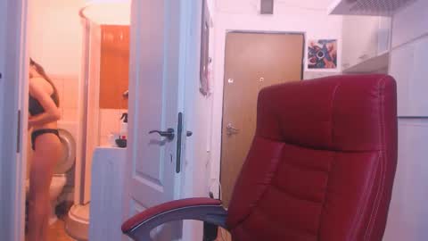 simyhvn online show from November 1, 6:32 pm