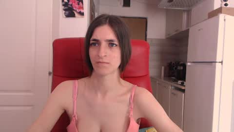 simyhvn online show from May 11, 2:45 pm