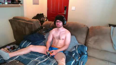 Snapshot of sin_lord chatting on June 7, 10:24 pm Husky Dad online show from June 7, 10:24 pm