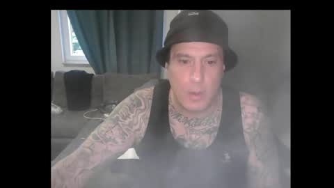 sinalco1975 online show from May 17, 3:59 am