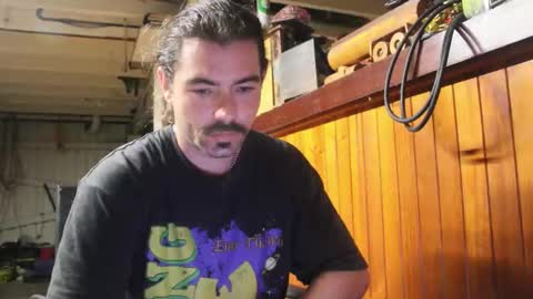 Snapshot of sincere369 chatting on April 3, 2:37 pm sincere369 online show from April 3, 2:37 pm