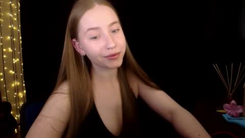 Snapshot of sindiwatsoon chatting on May 7, 12:32 pm Sindi online show from May 7, 12:32 pm