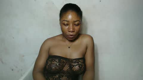 sinfulbicth online show from October 11, 7:45 pm