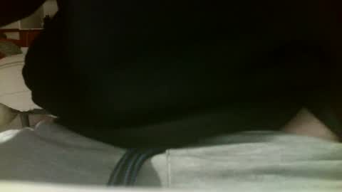 Snapshot of sinjid87 chatting on January 27, 2:20 am sinjid87 online show from January 27, 2:20 am