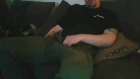 Snapshot of sinned09 chatting on January 25, 5:40 pm sinned09 online show from January 25, 5:40 pm