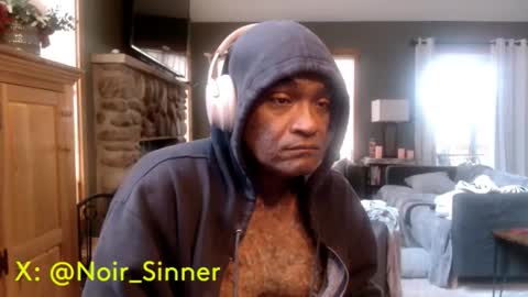 Snapshot of sinnernoir chatting on October 13, 3:01 pm My Name Is..............................John online show from October 13, 3:01 pm