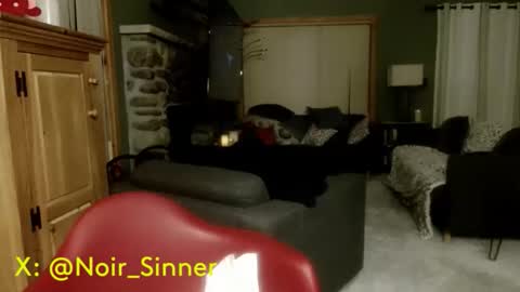 My Name Is..............................John online show from April 2, 4:21 am