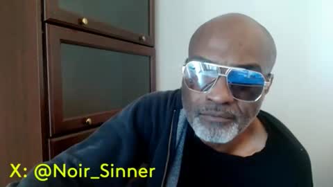 Snapshot of sinnernoir chatting on April 20, 3:04 pm My Name Is..............................John online show from April 20, 3:04 pm