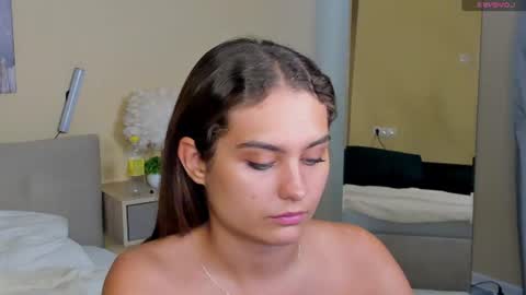Snapshot of sinti_phillips chatting on June 26, 12:59 am Sitni online show from June 26, 12:59 am