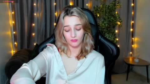 Snapshot of sinty_noria chatting on January 20, 4:10 am Sinty Noria online show from January 20, 4:10 am