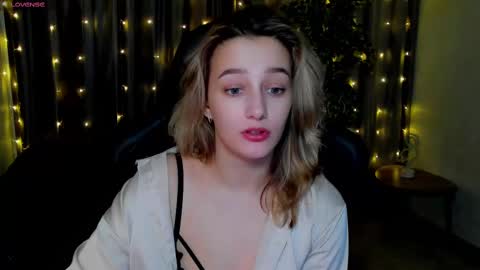 Snapshot of sinty_noria chatting on February 10, 4:08 am Sinty Noria online show from February 10, 4:08 am