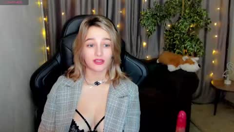 Snapshot of sinty_noria chatting on February 14, 1:45 am Sinty Noria online show from February 14, 1:45 am