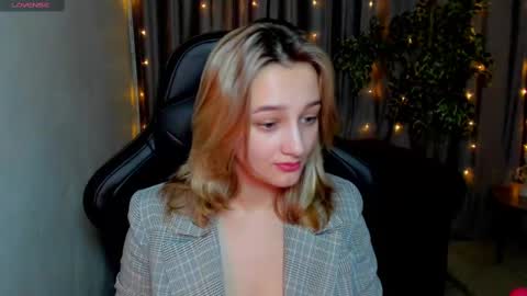 Snapshot of sinty_noria chatting on February 21, 4:40 am Sinty Noria online show from February 21, 4:40 am