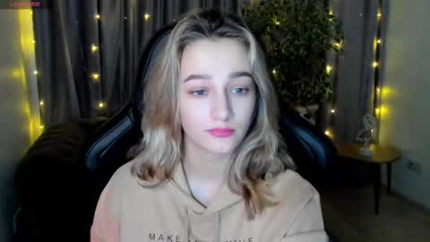 Snapshot of sinty_noria chatting on February 27, 7:55 am Sinty Noria online show from February 27, 7:55 am