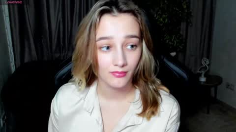 Snapshot of sinty_noria chatting on February 28, 7:58 am Sinty Noria online show from February 28, 7:58 am