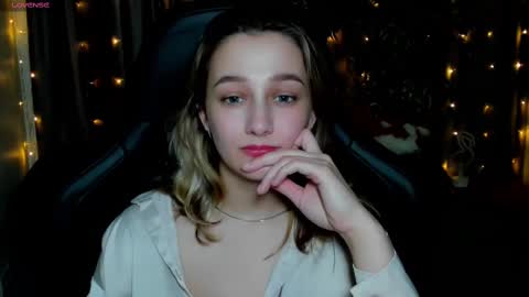 Snapshot of sinty_noria chatting on March 10, 7:10 am Sinty Noria online show from March 10, 7:10 am