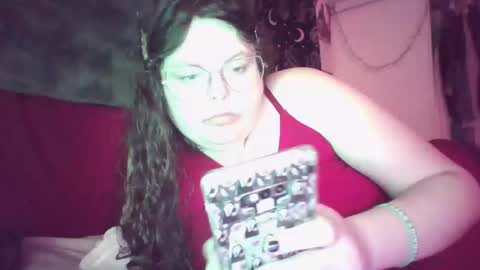 Siofra online show from February 1, 12:05 pm