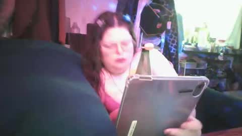 Siofra online show from February 15, 1:53 am