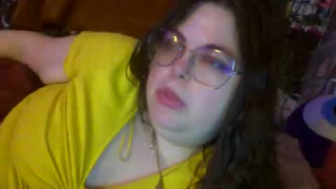 Snapshot of siofra chatting on October 17, 1:57 pm Siofra online show from October 17, 1:57 pm