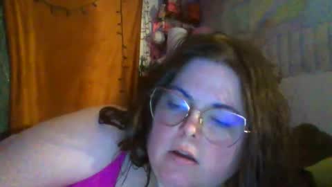 Snapshot of siofra chatting on April 4, 7:55 pm Siofra online show from April 4, 7:55 pm