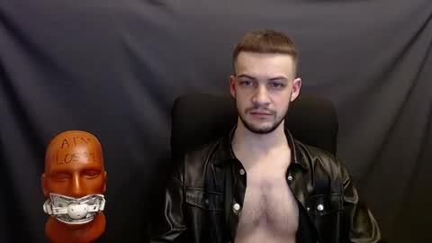 Sir Damien online show from December 8, 4:18 pm