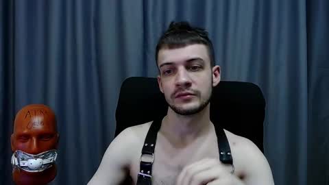 Sir Damien online show from December 18, 2:50 am