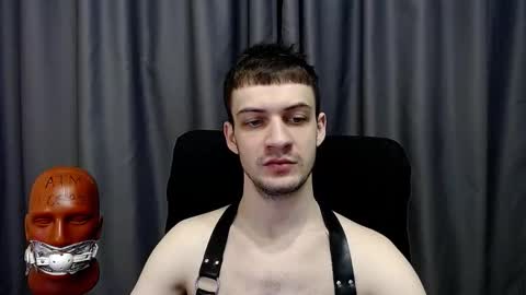 Sir Damien online show from February 18, 8:16 pm