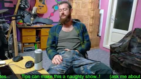 Snapshot of sir_pelo_iv chatting on February 13, 6:09 am I am The Fourth and only Sir. Pelo online show from February 13, 6:09 am