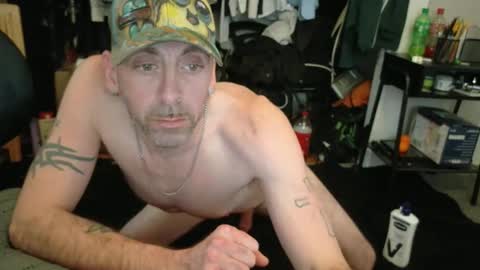 Snapshot of sirarchabalthe3rd chatting on February 18, 9:22 pm Danny skiff online show from February 18, 9:22 pm