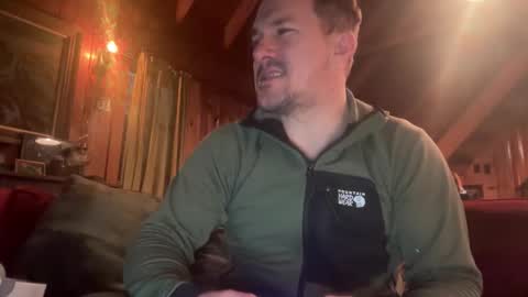 Snapshot of sirbubblesworth chatting on January 7, 5:21 am sirbubblesworth online show from January 7, 5:21 am