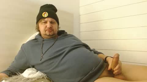 SirChrisx9 online show from December 17, 1:28 pm