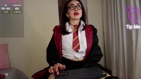 Snapshot of siren_indira_ chatting on October 31, 8:43 pm siren indira online show from October 31, 8:43 pm