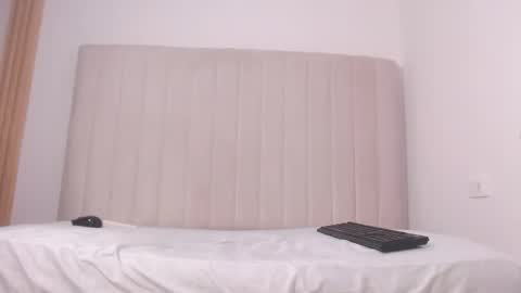 Elyzabeth online show from May 7, 2:33 pm
