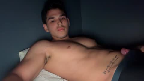 Snapshot of sirenafterdark chatting on June 28, 3:23 am sirenafterdark online show from June 28, 3:23 am